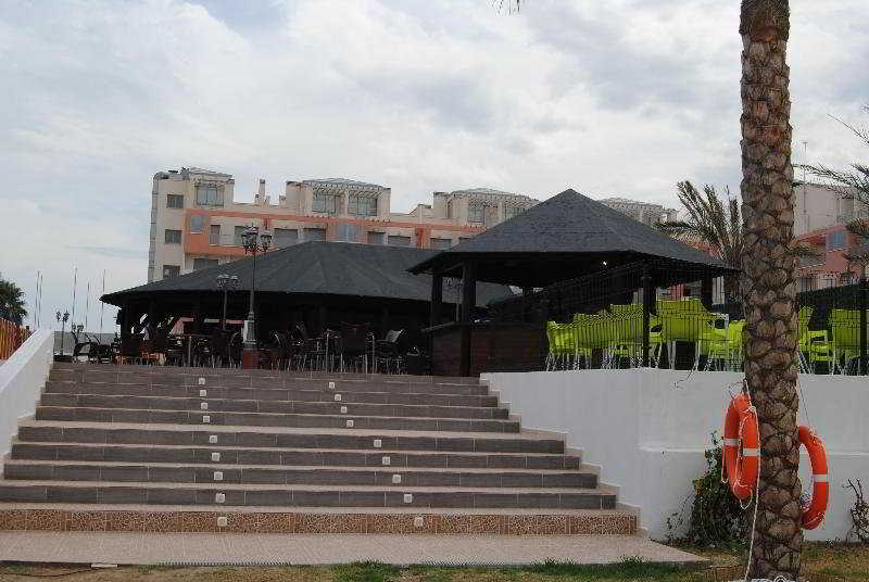 Apartahotel Marina Rey II Вера Екстериор снимка